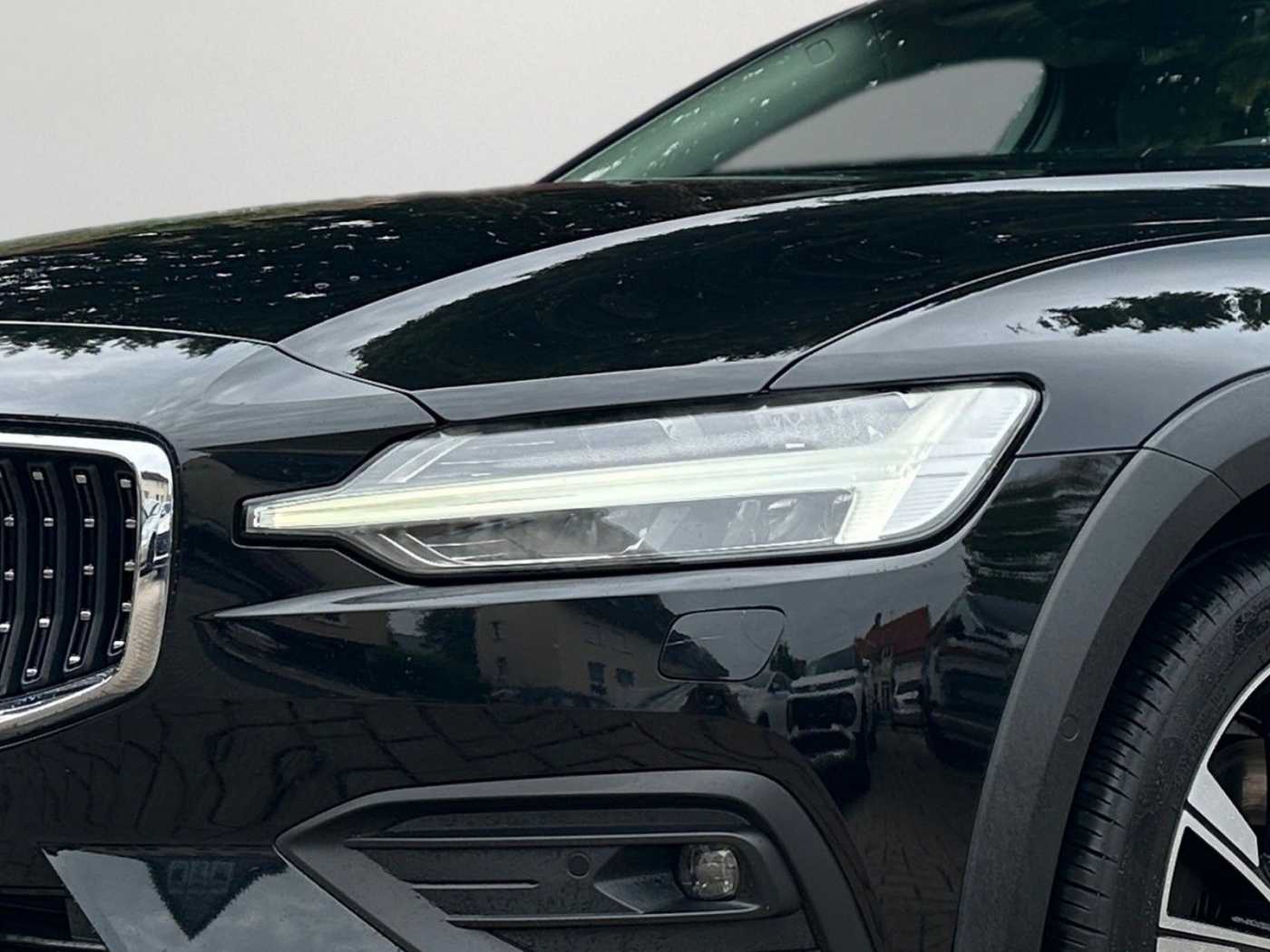 Volvo  Cross Country Pro AWD*AHK*BLIS*360°*