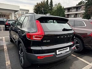 Volvo  XC40 R Design Recharge Plug-In Hybrid 2WD