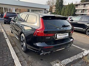 Volvo  Kombi R Design T6 Recharge  AWD