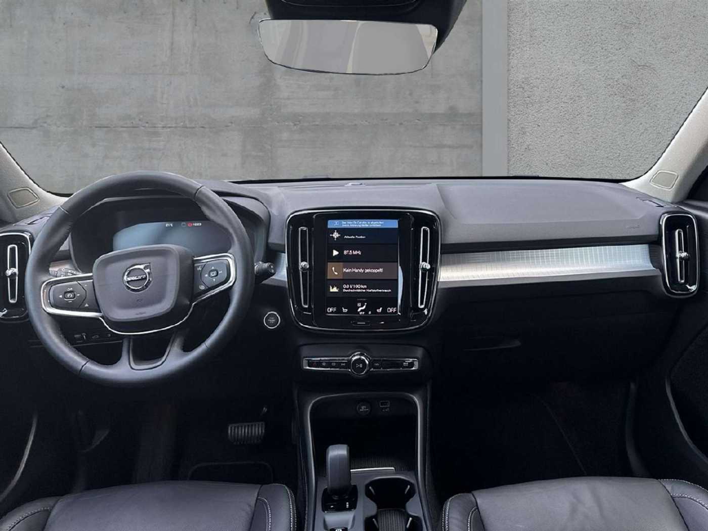 Volvo  Inscription Expression Recharge Plug-In Hybrid 2WD