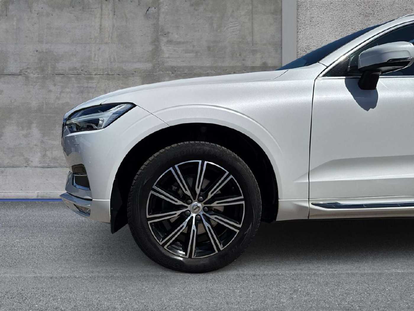 Volvo  Inscription 2WD
