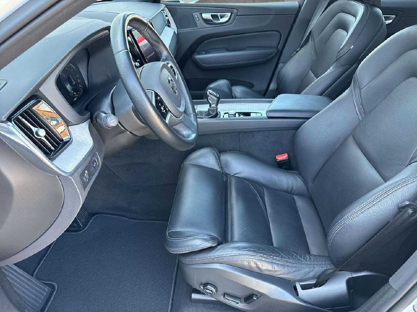 Volvo  Inscription 2WD