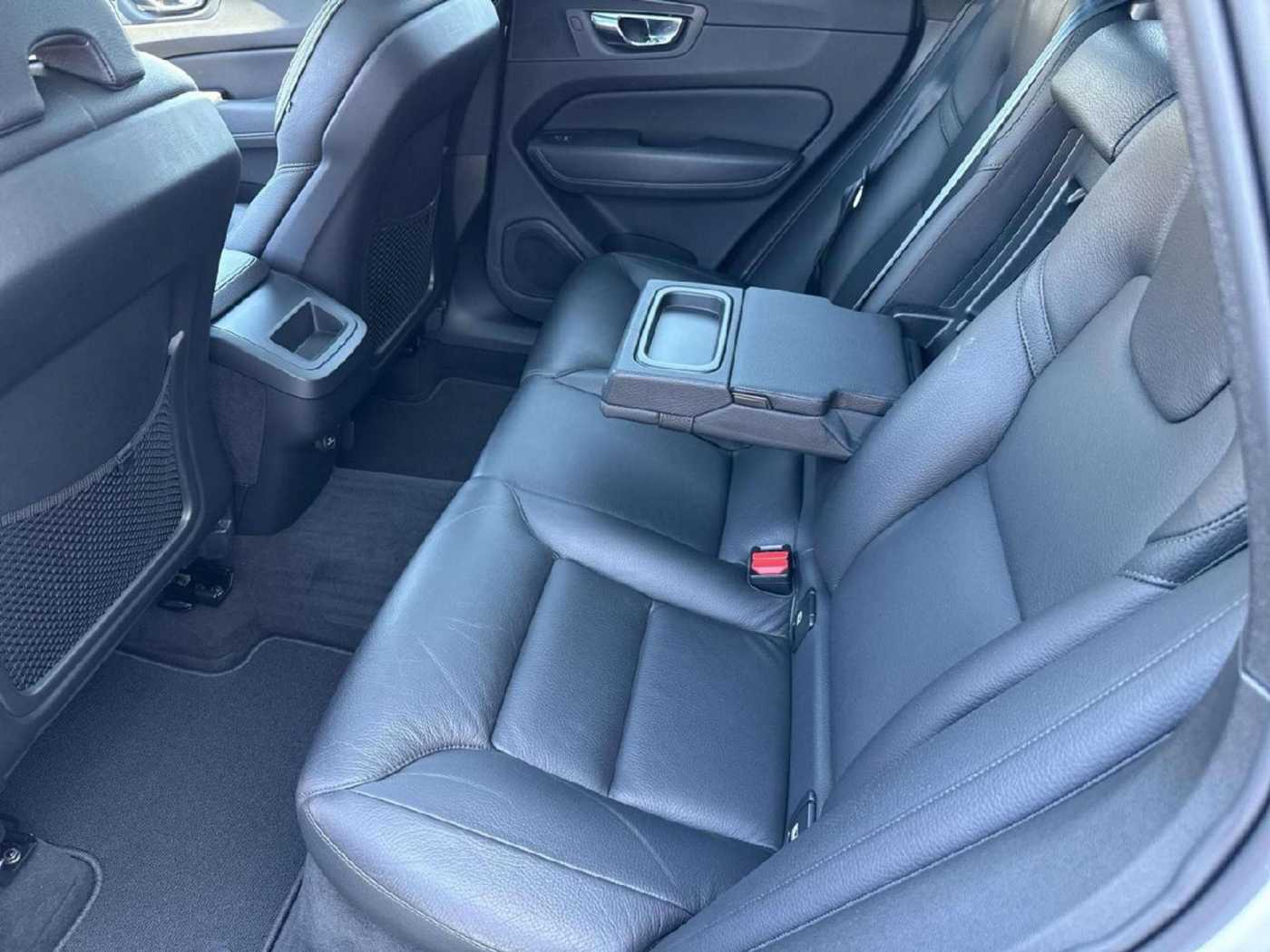 Volvo  Inscription 2WD