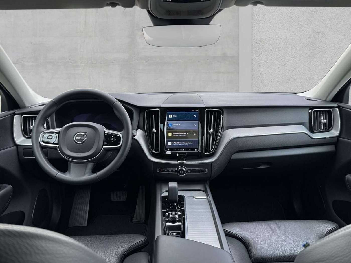 Volvo  Plus Bright 2WD