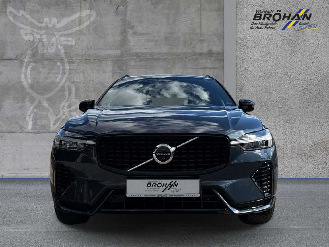 Volvo  R Design Recharge Plug-In Hybrid AWD
