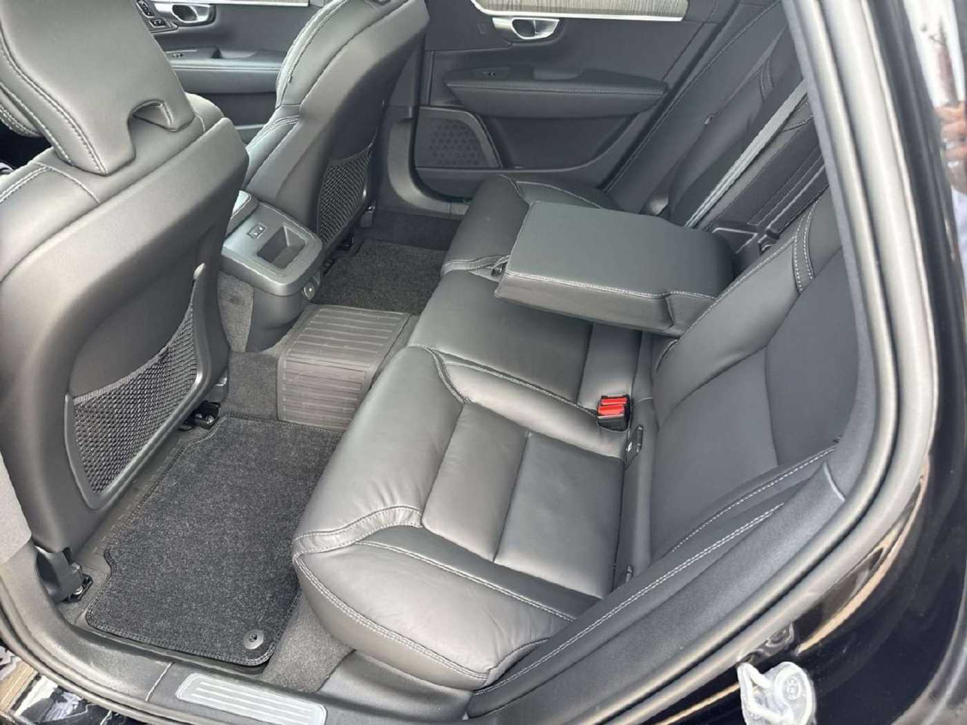 Volvo  Plus Bright
