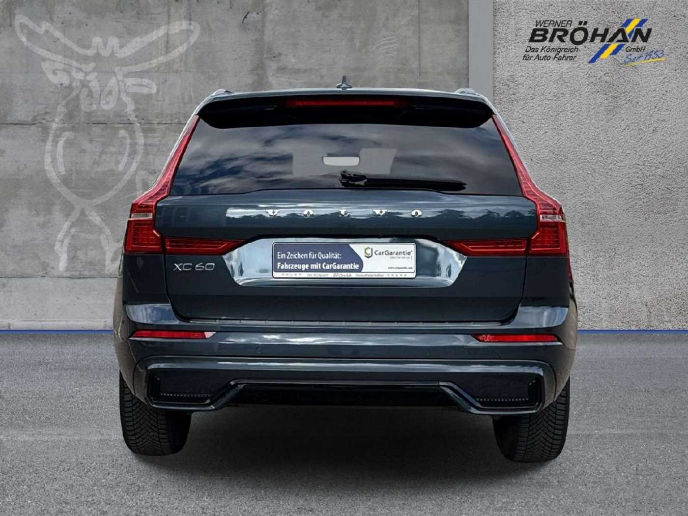 Volvo  R Design 2WD