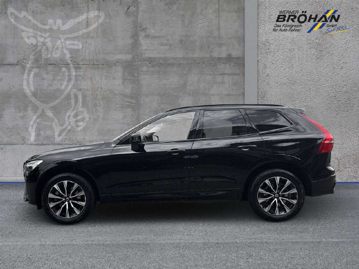 Volvo  Plus B4 Mild-Hybrid Diesel Dark