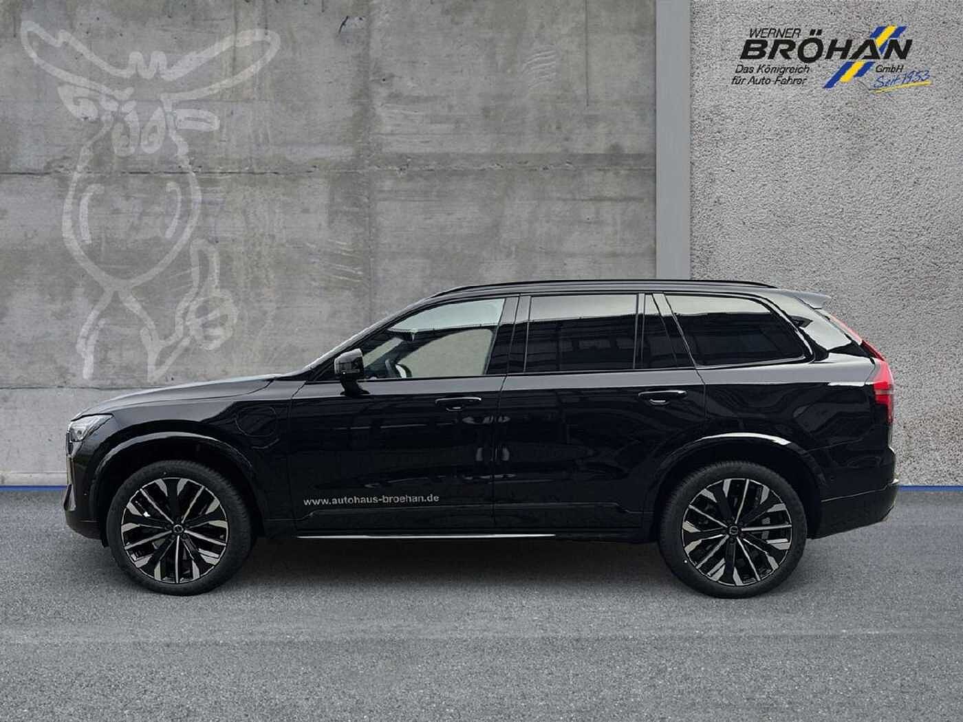 Volvo  T8 AWD Ultra Dark Plug-In Hybrid