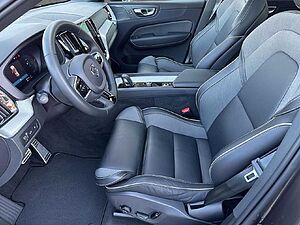 Volvo  R Design Recharge Plug-In Hybrid AWD