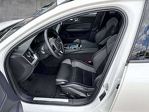 Volvo  Plus Dark T6 Recharge AWD