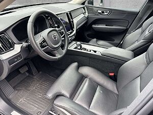 Volvo  Ultimate Bright Recharge Plug-In Hybrid AWD