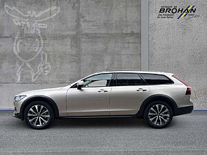 Volvo  Plus AWD