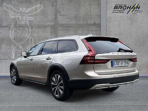 Volvo  Plus AWD