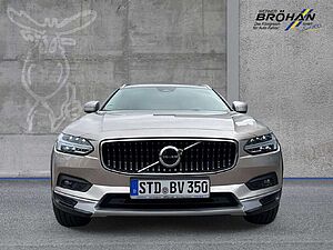 Volvo  Plus AWD