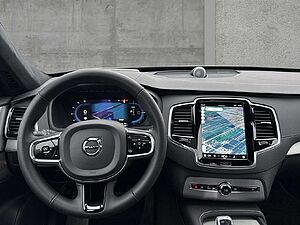 Volvo  Ultimate Dark Recharge Plug-In Hybrid AWD