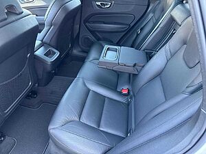 Volvo  Inscription 2WD