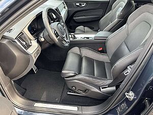 Volvo  R Design 2WD