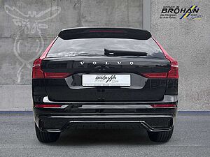 Volvo  Plus B4 Mild-Hybrid Diesel Dark