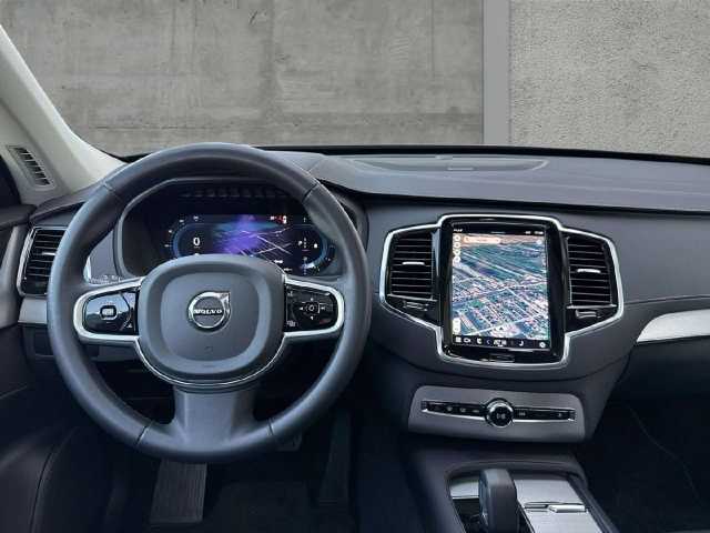 Volvo  Plus Bright AWD