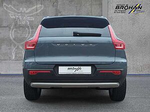 Volvo  Momentum Pro 2WD