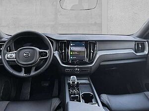 Volvo  Plus Dark 2WD
