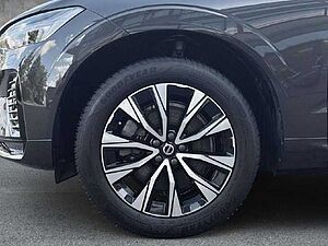 Volvo  Plus Dark 2WD