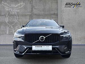 Volvo  Plus Dark 2WD
