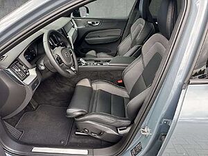 Volvo  B4B Plus Dark 2WD