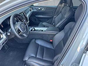 Volvo  B4 AWD Diesel Plus