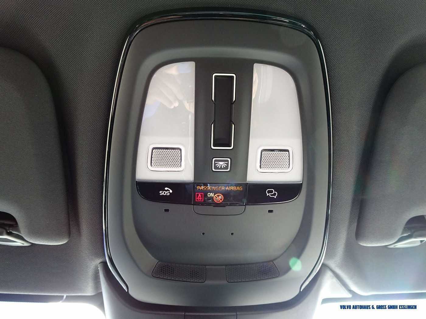 Volvo  B4 Geartronic Ultimate Dark