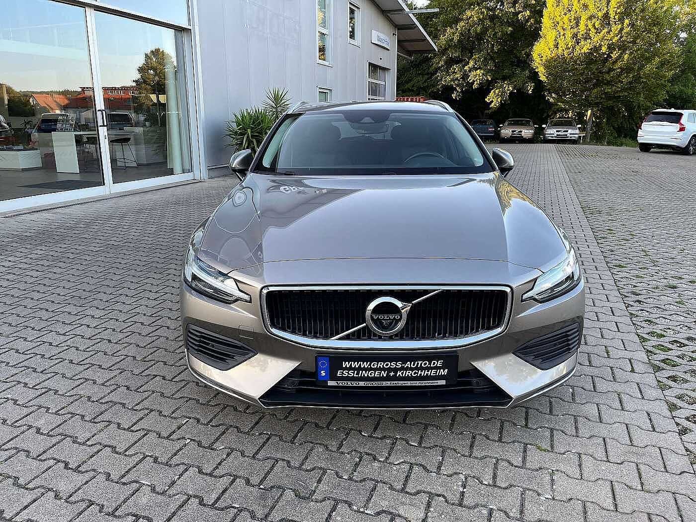 Volvo  T6 Twin Engine AWD Geartronic Momentum Pro