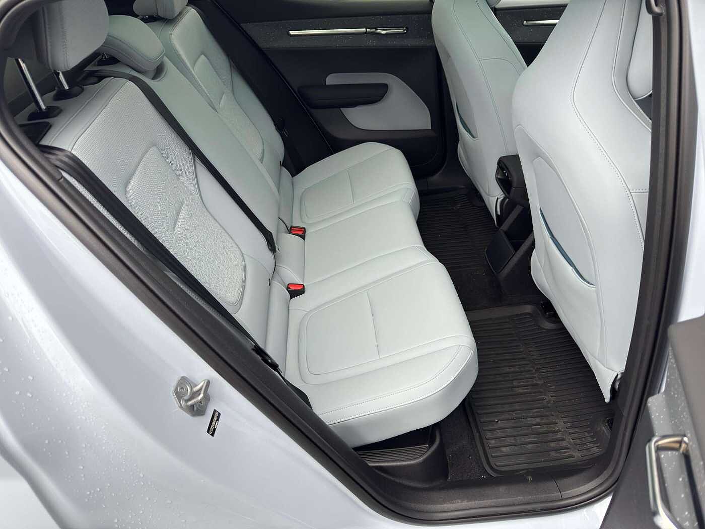 Volvo  Ultra Twin Motor Performance AWD