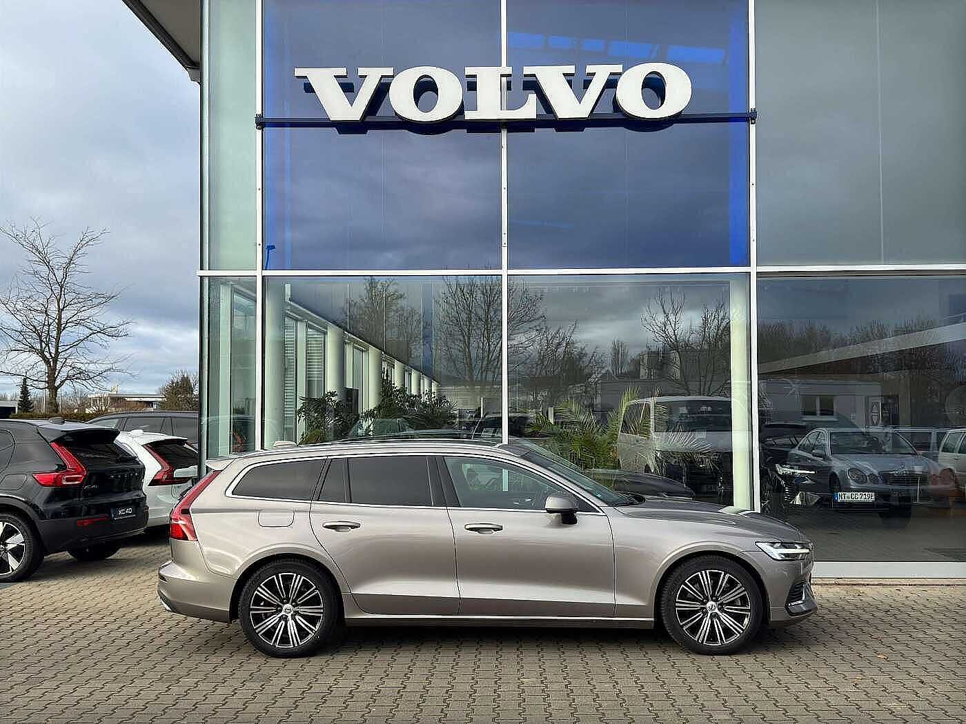 Volvo  T6 Inscription Expr. Recharge Plug-In Hybrid AWD