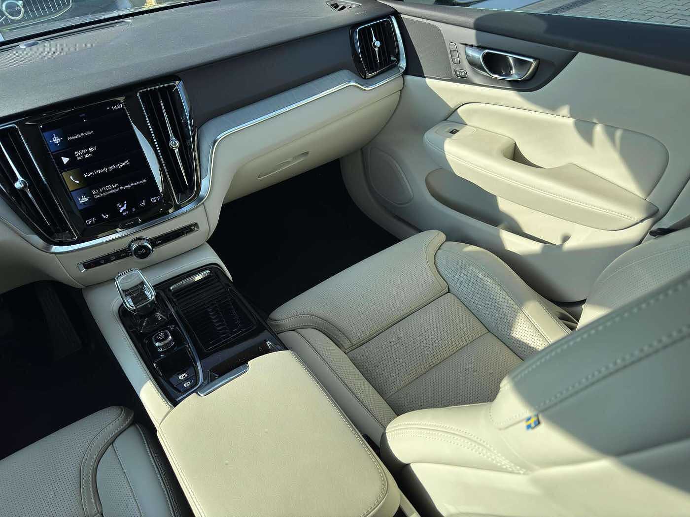 Volvo  T6 Recharge Inscription AWD