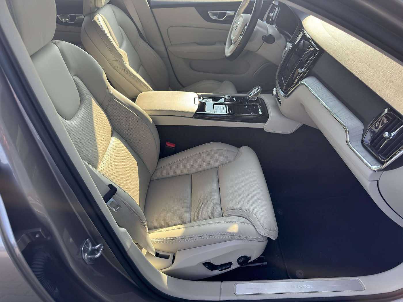 Volvo  T6 Recharge Inscription AWD