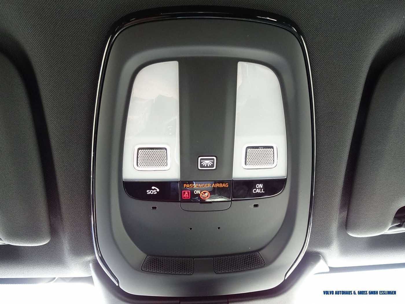 Volvo  XC60 B4 AWD Geartronic R-Design