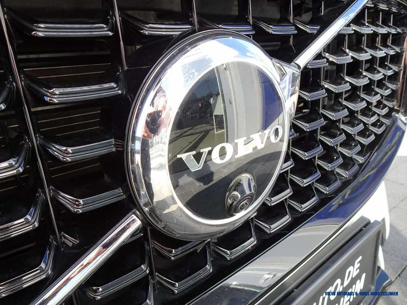 Volvo  XC60 B4 AWD Geartronic R-Design