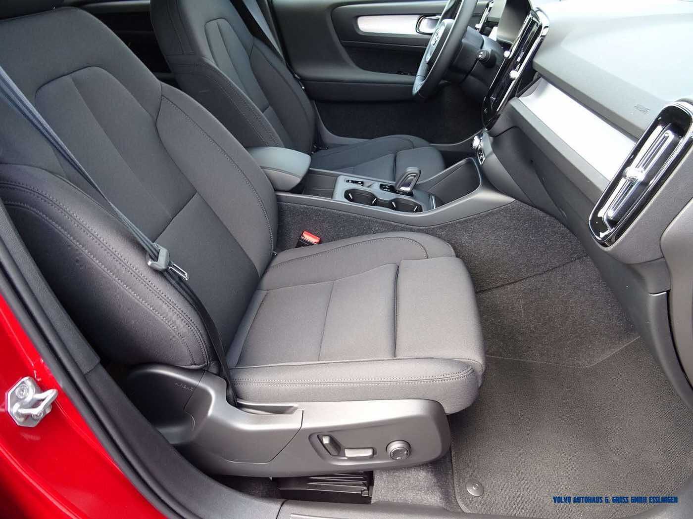 Volvo  T5 Recharge R-Design Expression