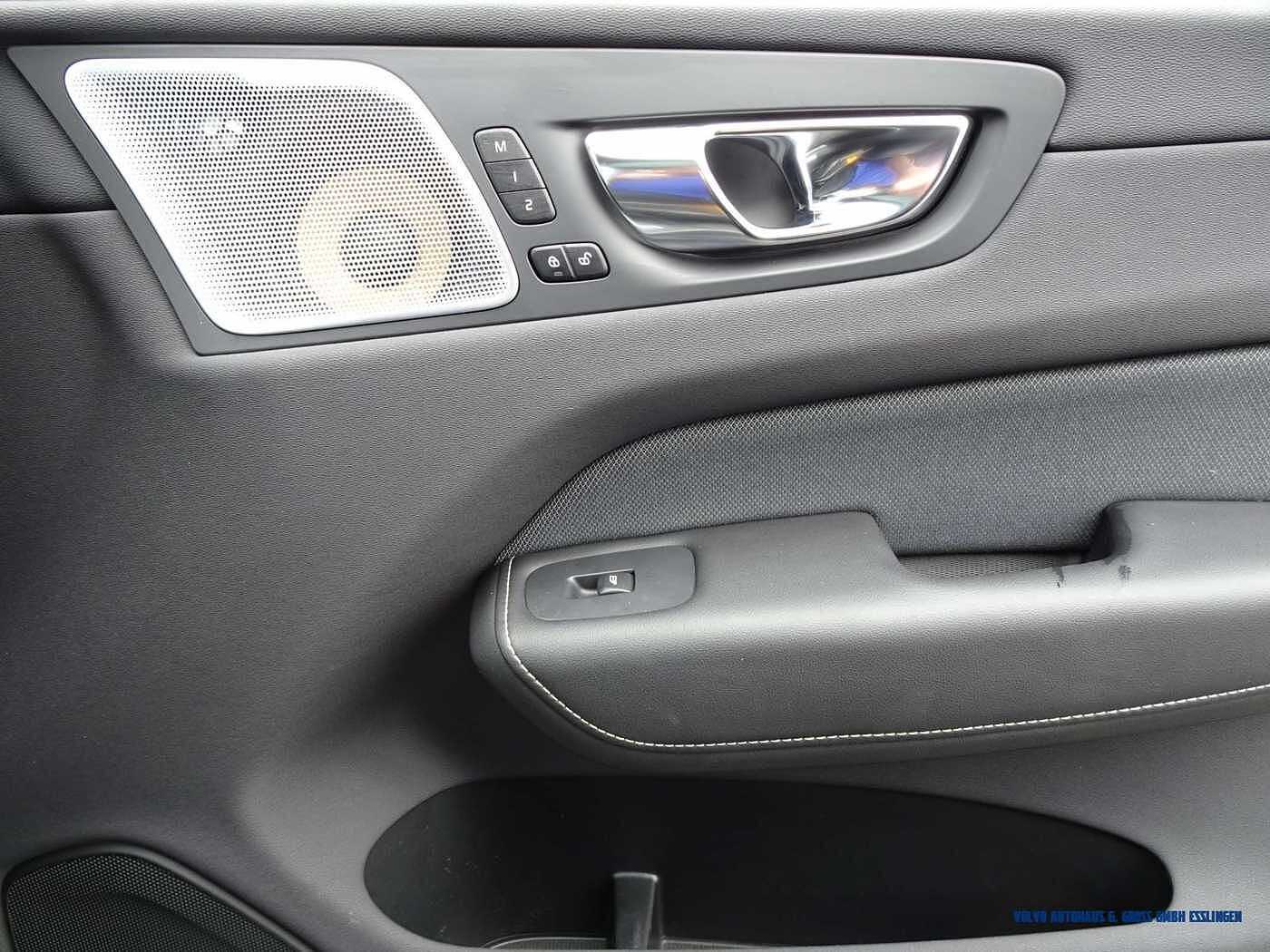 Volvo  T8 AWD Polestar Engineered Recharge Geartronic