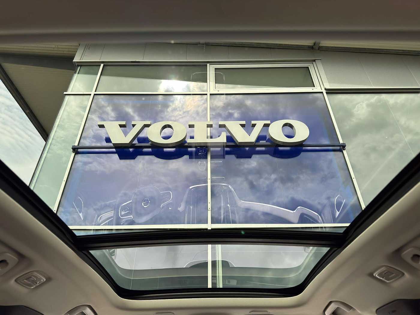 Volvo  B5 Ultimate Bright AWD