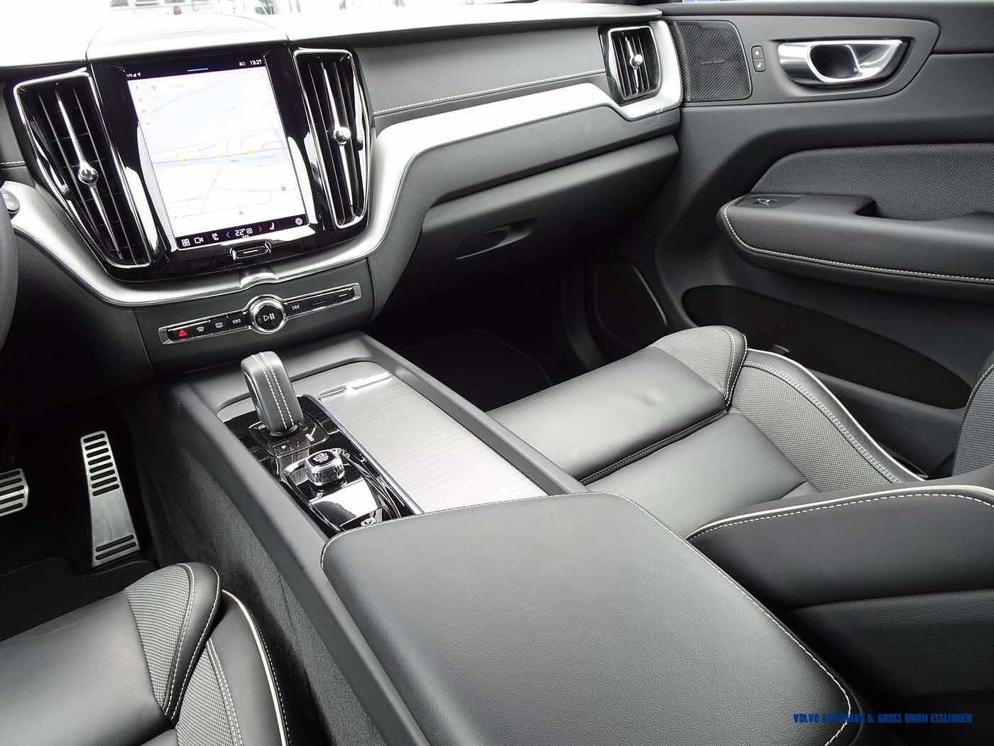 Volvo  B5 Diesel AWD Geartronic R-Design
