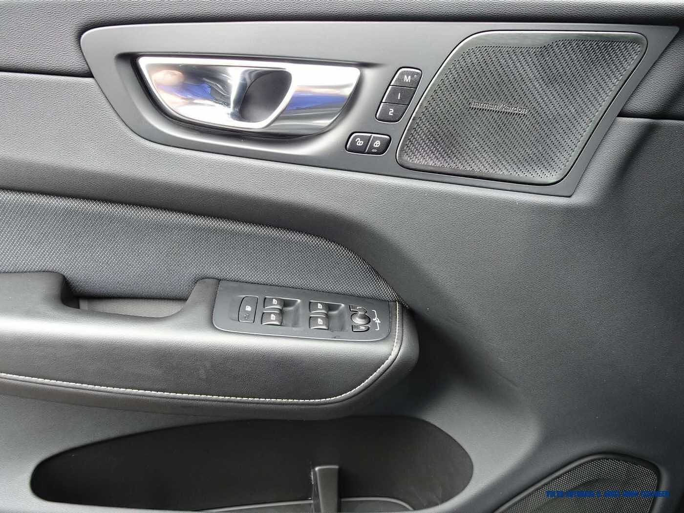Volvo  B5 Diesel AWD Geartronic R-Design