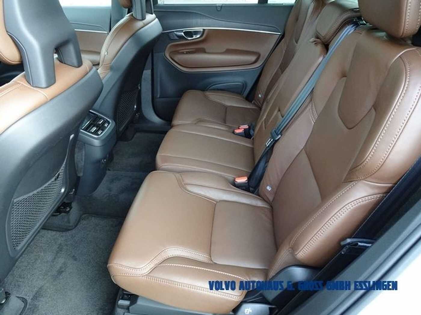 Volvo  B5 Diesel Inscription AWD