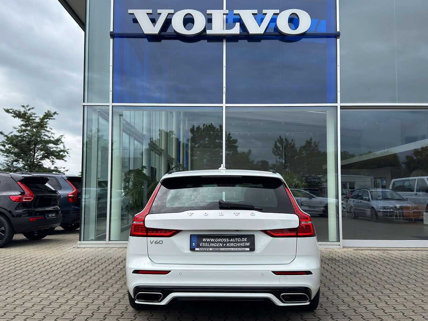 Volvo  B4 R-Design