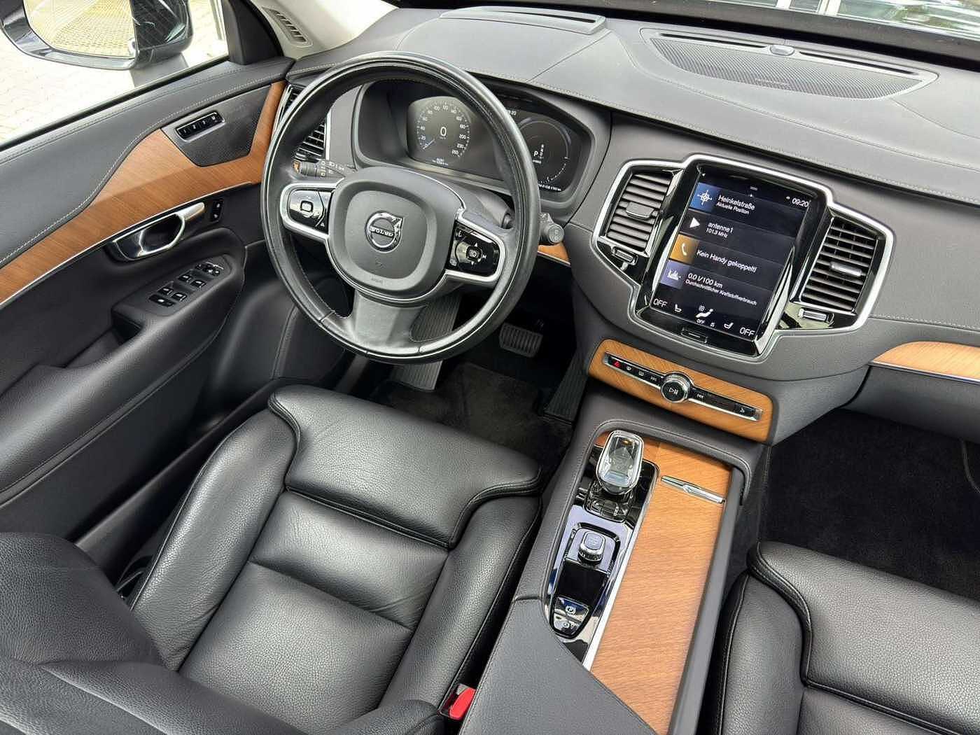 Volvo  T8 Inscription Recharge Plug-In Hybrid AWD