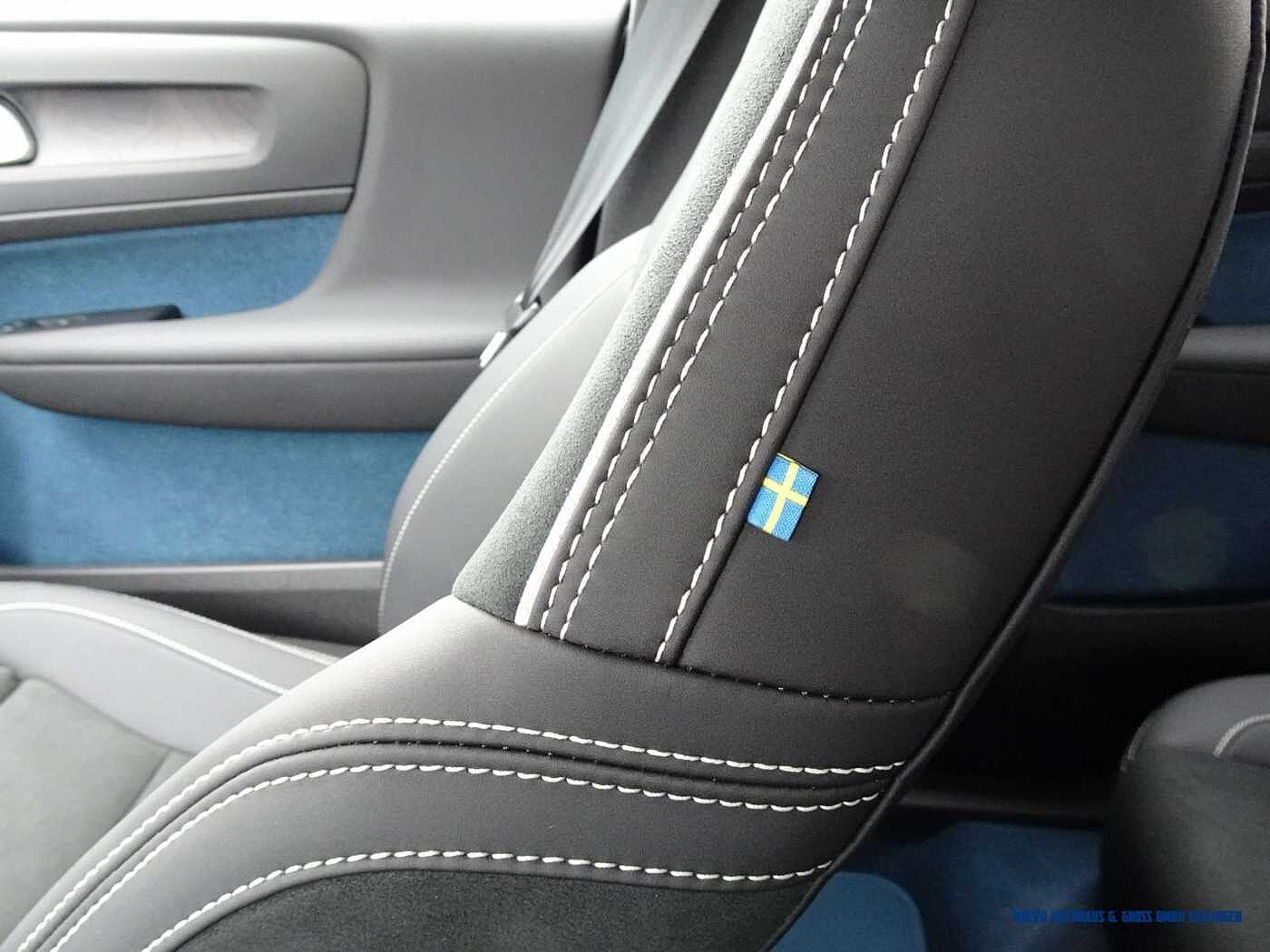 Volvo  AWD Twin Motor Pure Electric Ultimate