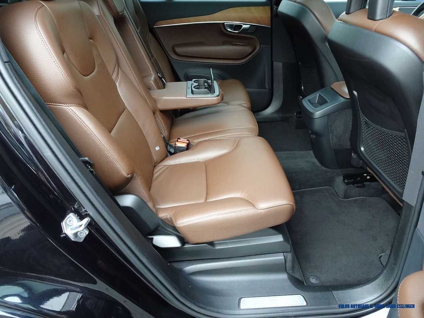 Volvo  B5 AWD Geartronic Momentum Pro