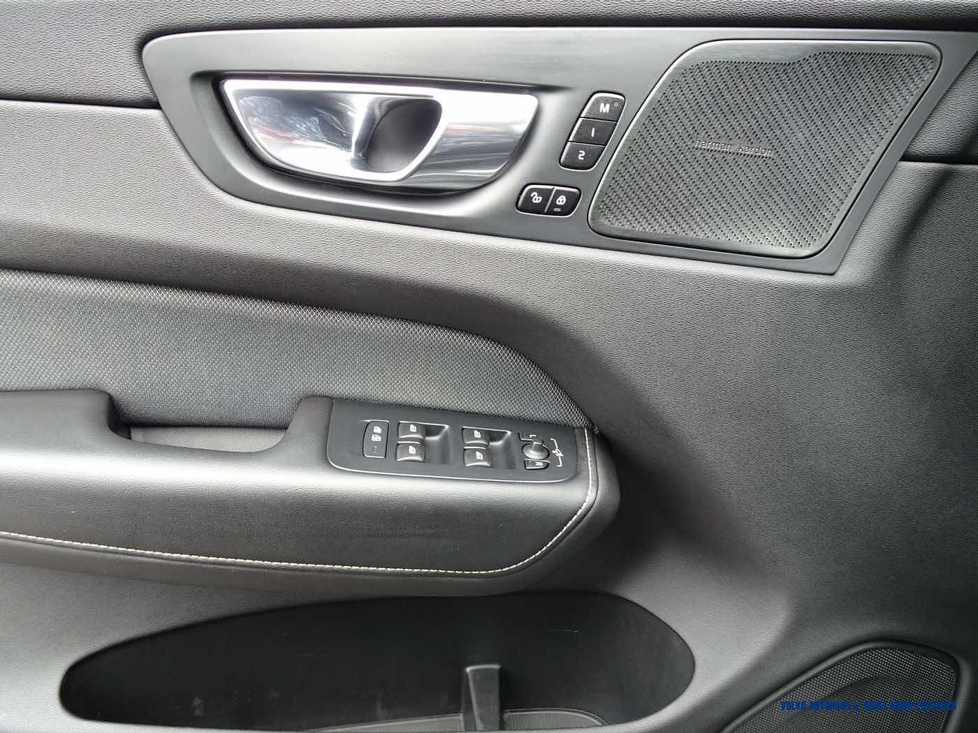 Volvo  B5 AWD Geartronic R-Design