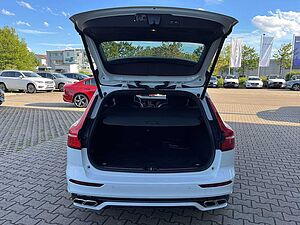 Volvo  T8 AWD Recharge Geartronic R-Design